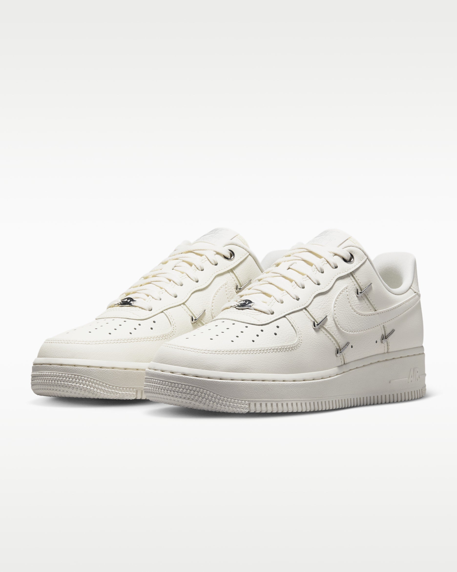 Nike Air Force 1 '07 LV8