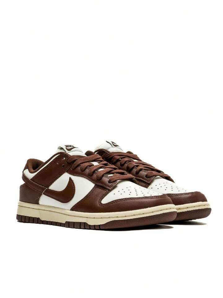 Nike dunk brown