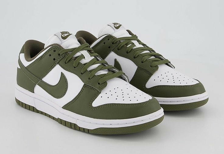 Nike Dunk Medium Olive